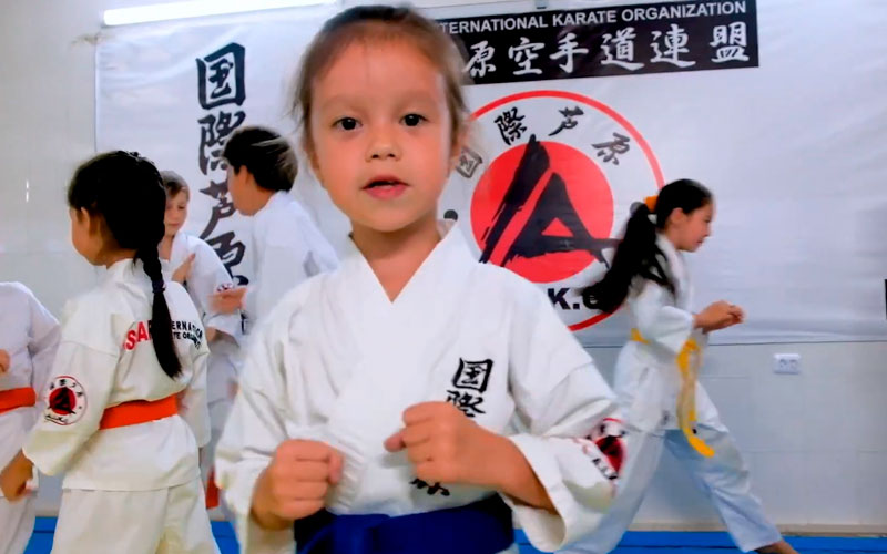 6-летняя Ляйсан Исмакова представила «здоровый» рэп-клип