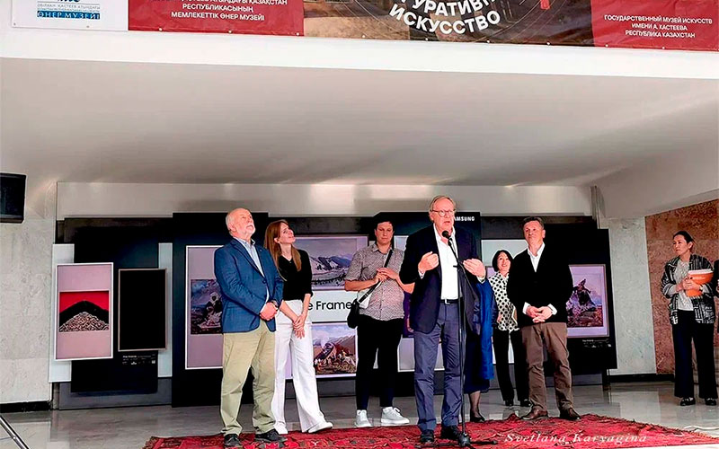От талантов поклоникам